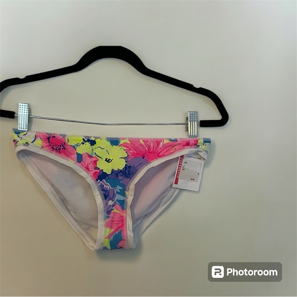 NWT envya bikini bottoms